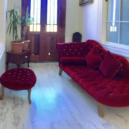 B&B Zeynep Hanim Konagi Ayvalı